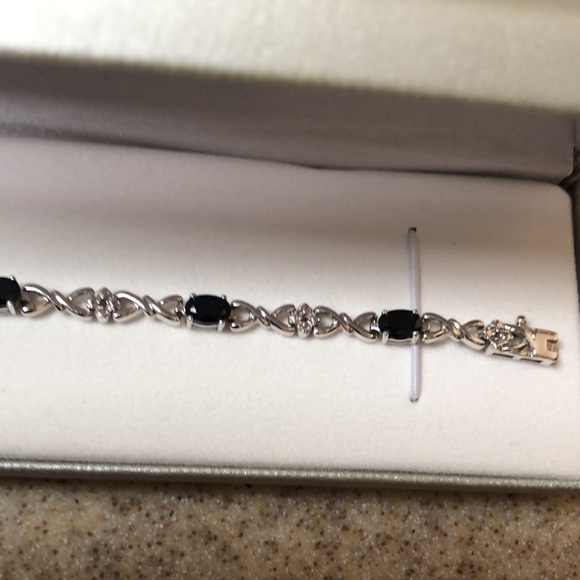 Sterling Silver stamped 925 Sapphire and diamond bracelet - Picture 6 of 13